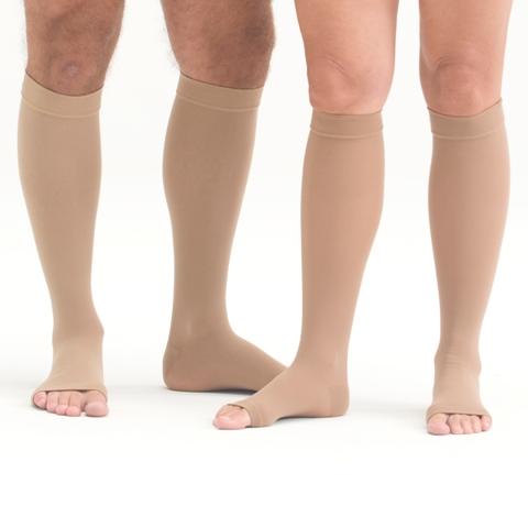 Mediven Plus - Calf, Extra Wide Petite [20-30 mmHg]