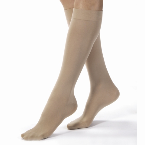Jobst Opaque Knee High CT [15-20 mmHg]